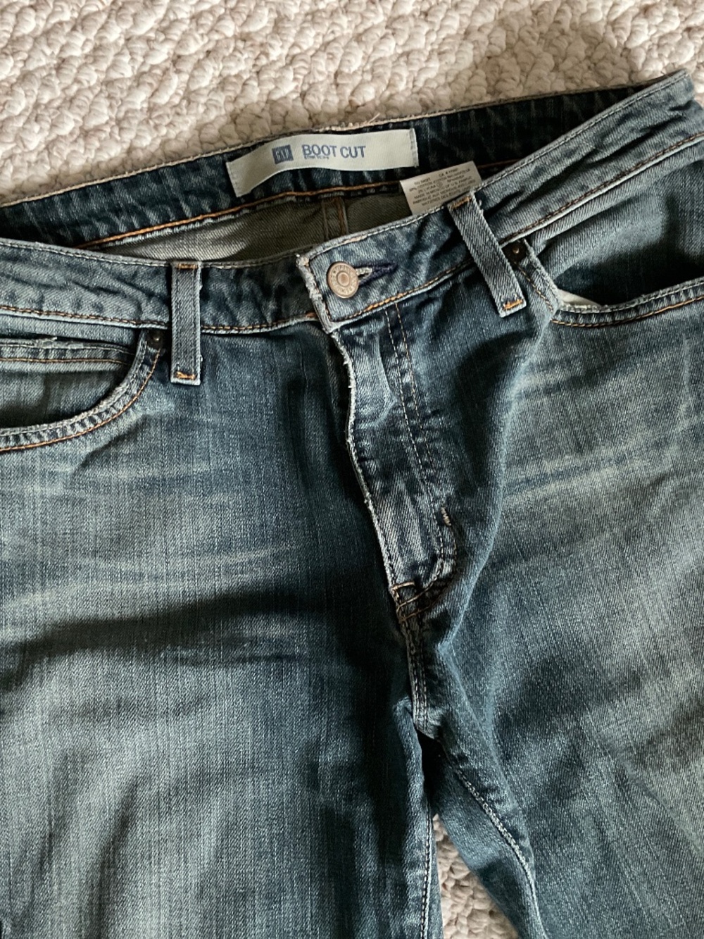 GAP Distressed boot cut stretch jeans - size 8 ankle